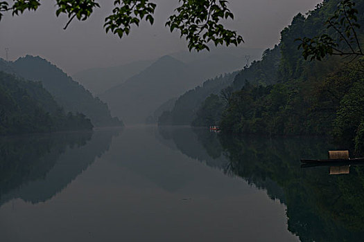 dàn đề bất tử